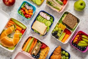 How do you keep lunch boxes clean