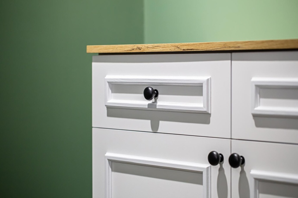 Are white cabinets out of style in 2025?